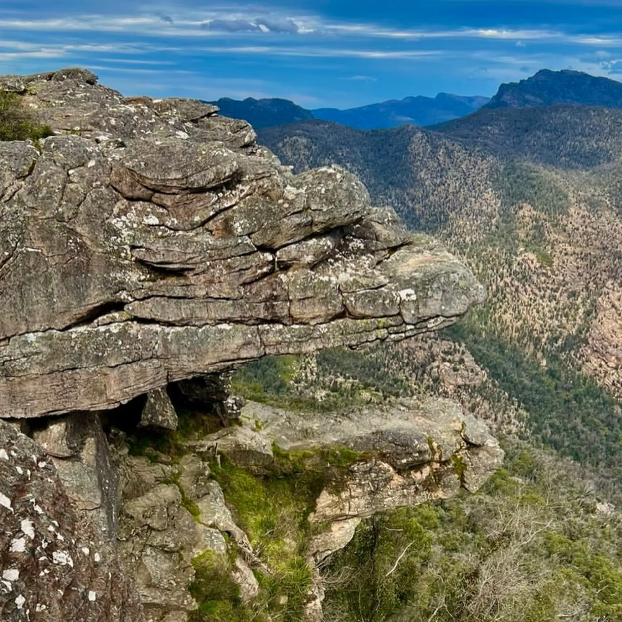 grampians landscape and lookout area